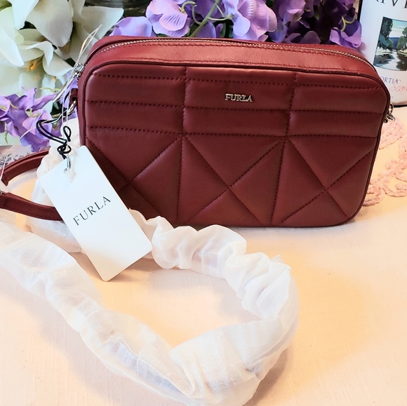 Furla Handbags - NWT Furla Fortuna Medium Quilt Crossbody